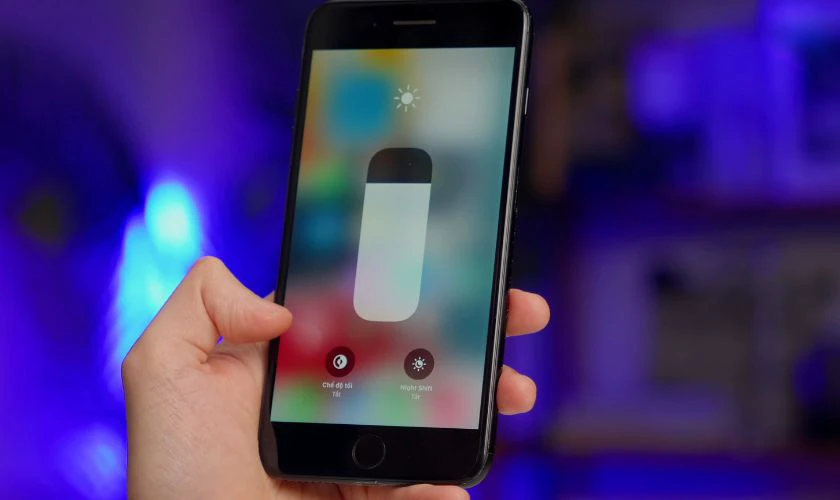Đ&aacute;nh gi&aacute; iPhone 7 Plus về m&agrave;n h&igrave;nh