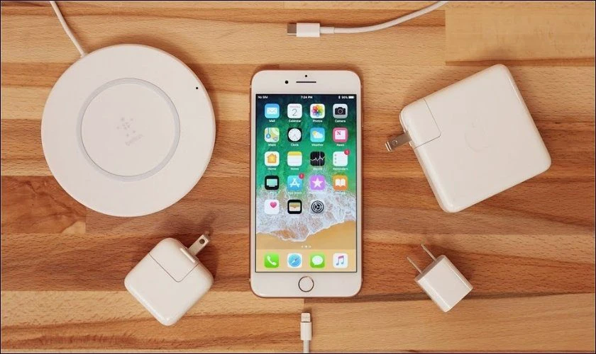 Đánh giá iPhone 8 Plus về thời lượng pin và sạc nhanh