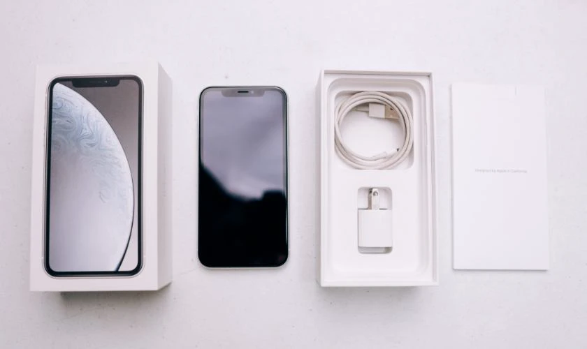 D&acirc;y sạc iPhone c&oacute; được bảo h&agrave;nh kh&ocirc;ng