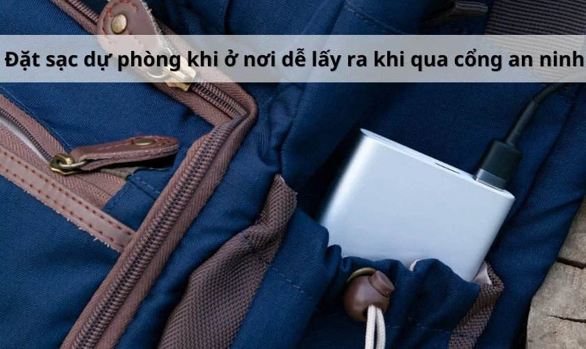 Một số lưu ý khi mang pin sạc dự phòng lên máy bay