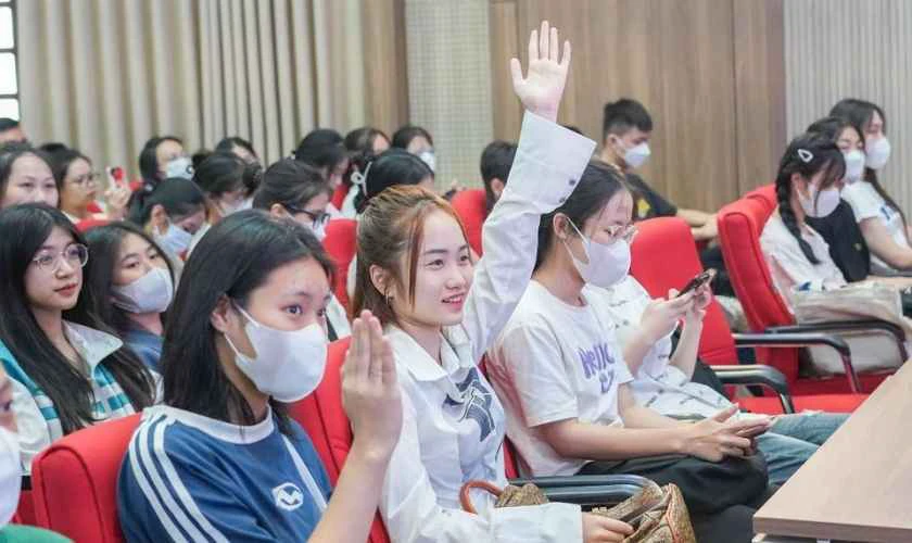 Những lưu ý khi xem điểm chuẩn Đại học Công nghiệp Hà Nội 2026