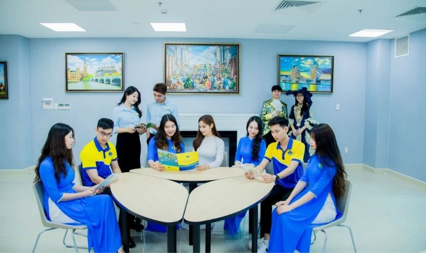 Những lưu ý khi xem điểm chuẩn Đại học Hạ Long 2026