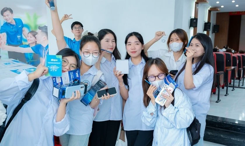 Thí sinh cần làm gì sau khi biết điểm chuẩn Trường Đại học Hải Phòng 2026?