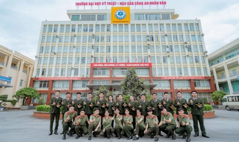 Những thay đổi tuyển sinh năm 2026 cần biết khi xem điểm chuẩn