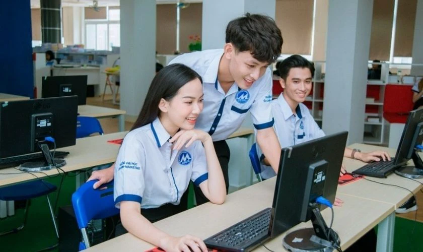 Điểm chuẩn UFM 2026 theo học bạ THPT