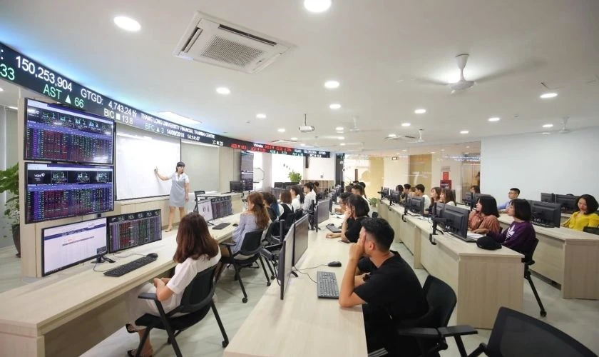 Điểm chuẩn Đại học Thăng Long 2026 mới nhất