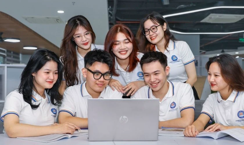 Thông tin tuyển sinh điểm chuẩn Đại học Thương mại 2026