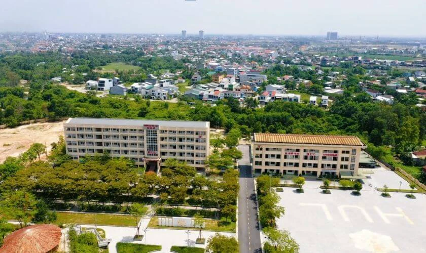 Những lưu ý khi xem điểm chuẩn Trường Đại học Luật Huế 2026