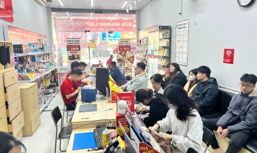 Nơi sửa chữa điện thoại bị bung keo uy tín