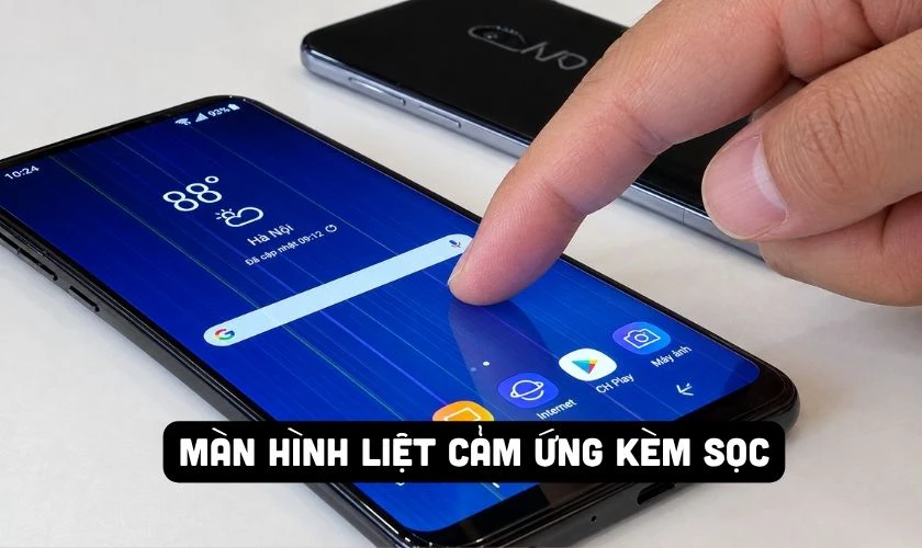 Màn hình xuất hiện liệt cảm ứng kèm sọc