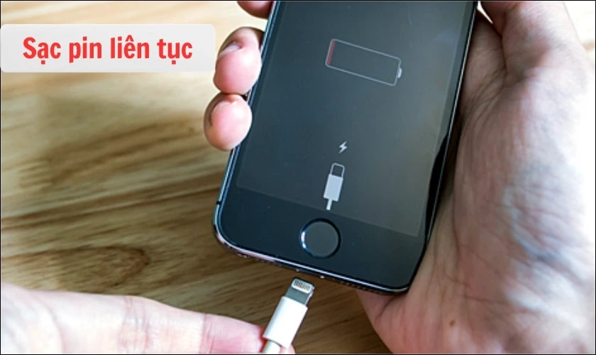 Tại sao điện thoại bị nóng và nhanh hết pin?
