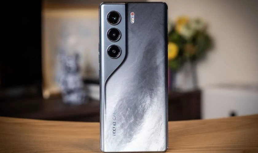 TECNO Camon 40 Pro phù hợp với học sinh yêu thích chụp ảnh