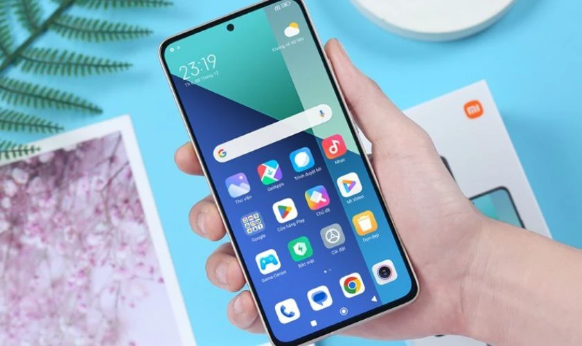Điện thoại cho học sinh cấp 2 nên mua cũ hay mới?