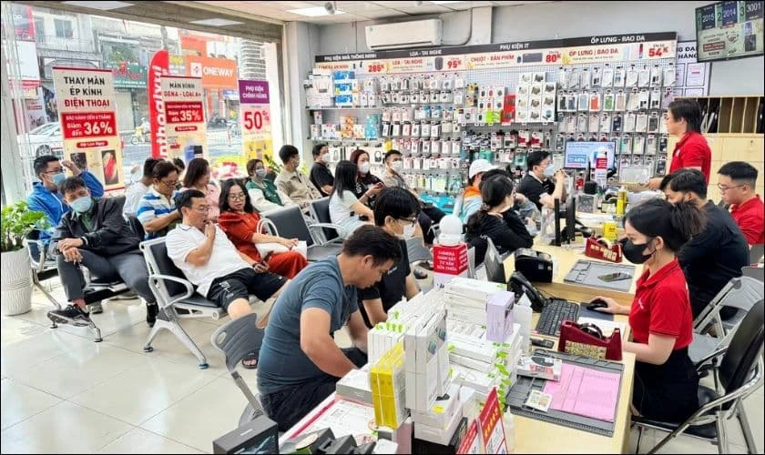 Trước khi mua điện thoại cũ pin trâu cần lưu ý gì?