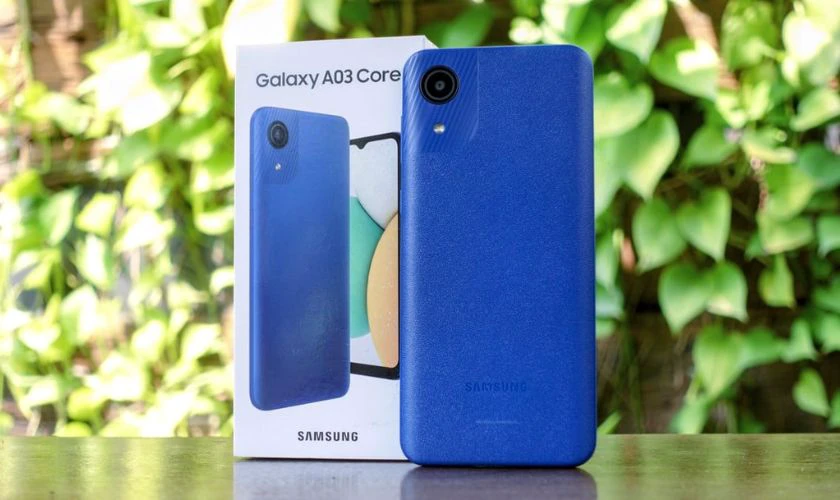Galaxy A03 phù hợp với học sinh yêu thích thương hiệu Samsung