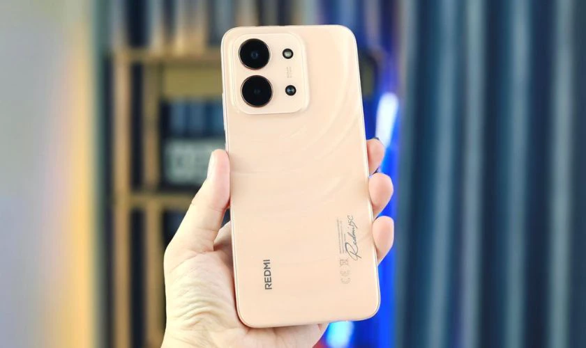Xiaomi Redmi 15C là mẫu smartphone cho học sinh