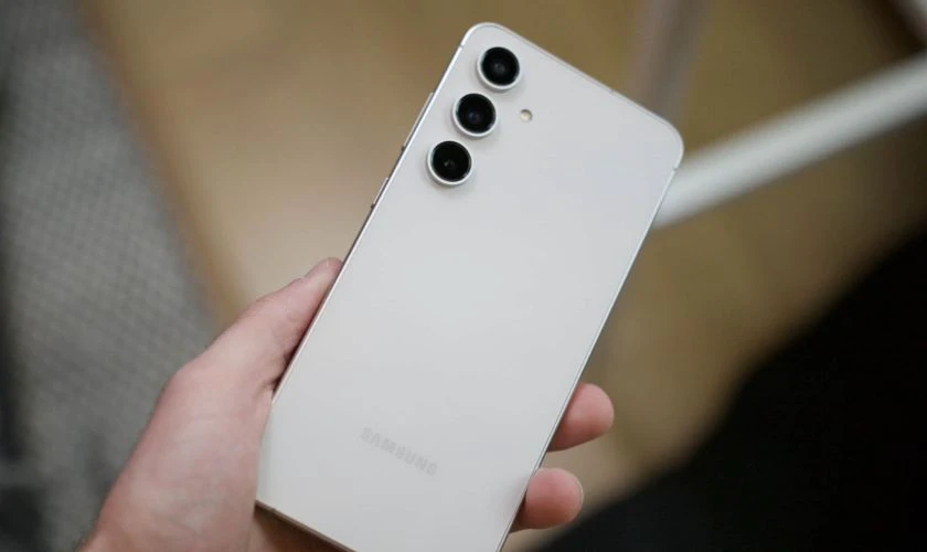 Samsung Galaxy S24 FE 5G với nhiều tính năng AI hiện đại
