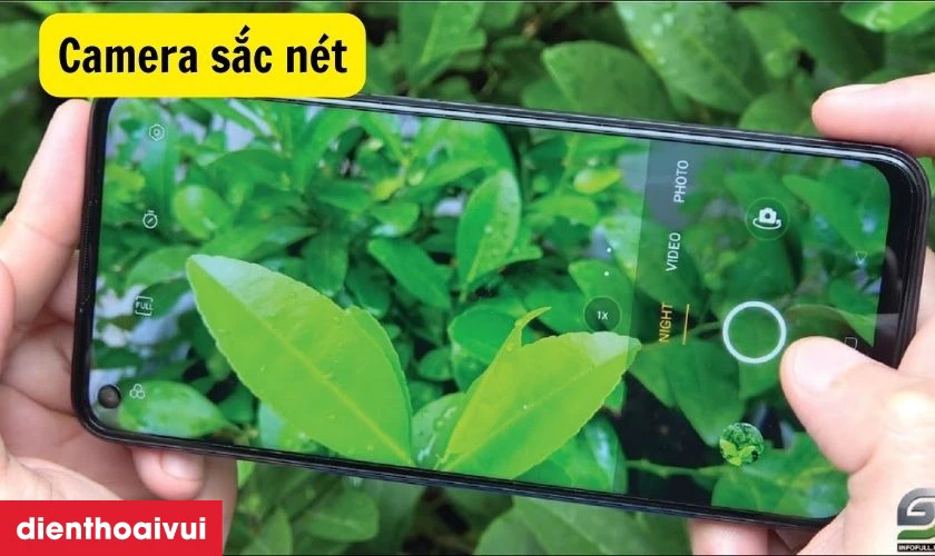 Camera sắc n&eacute;t, nhiều t&iacute;nh năng hỗ trợ