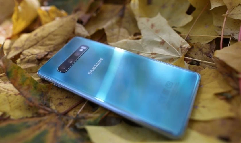 Nguy&ecirc;n nh&acirc;n khiến điện thoại samsung bị treo m&agrave;n h&igrave;nh kh&ocirc;ng tắt được l&agrave; g&igrave;?