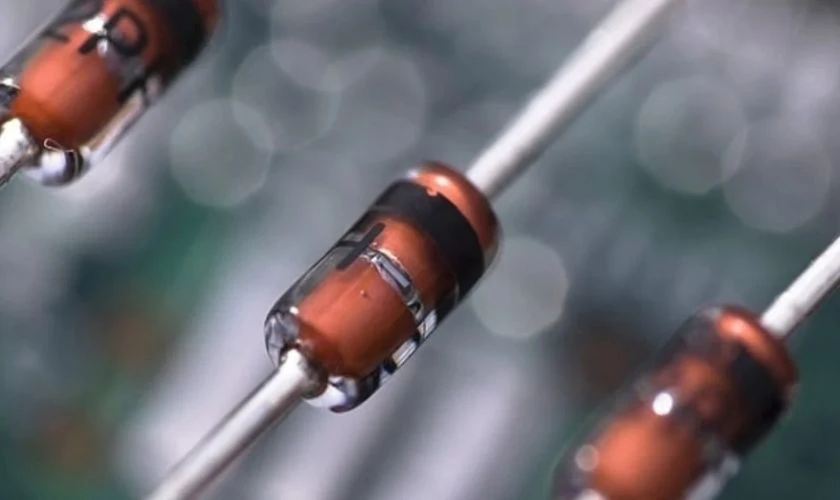 Diode Zener là gì