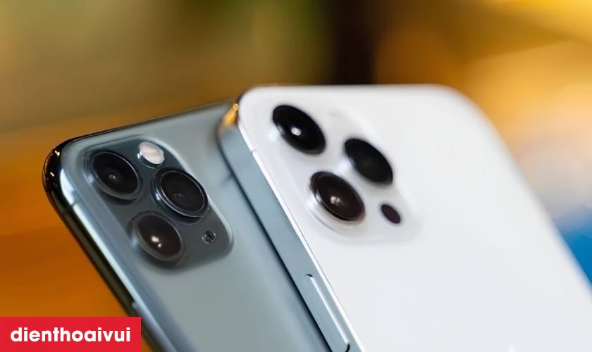 Sự kh&aacute;c biệt giữa iPhone 11 Pro với iPhone 12 Pro