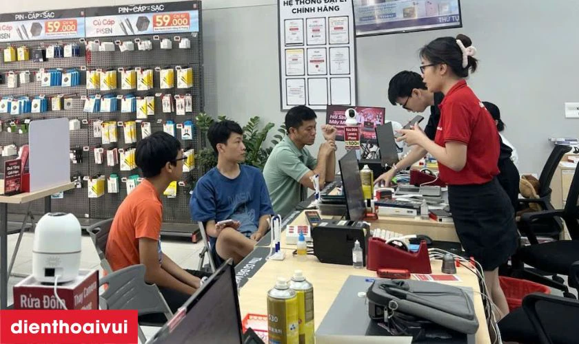 Dịch vụ thay vỏ iPhone Xs th&agrave;nh iPhone 14 Pro nhanh, chất lượng tại Điện Thoại Vui