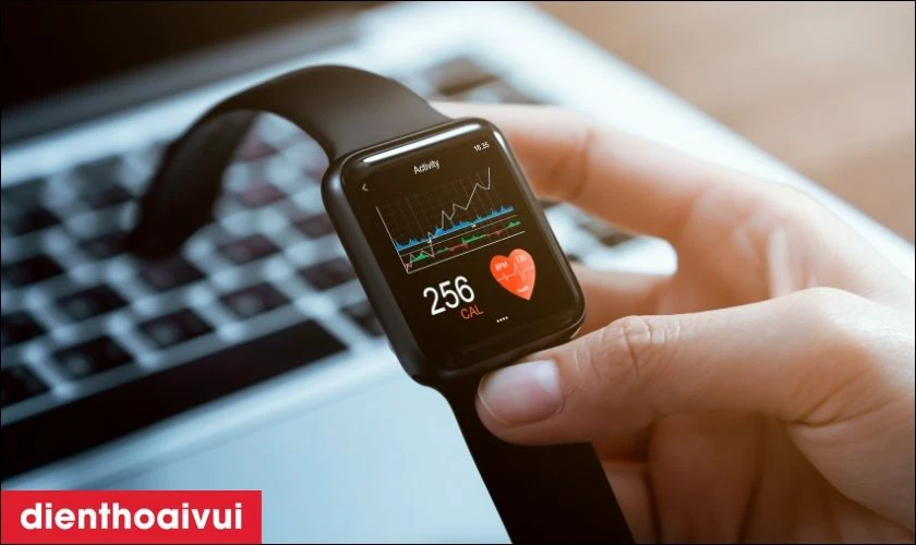 T&iacute;ch hợp nhiều chế độ gi&aacute;m s&aacute;t sức khỏe
