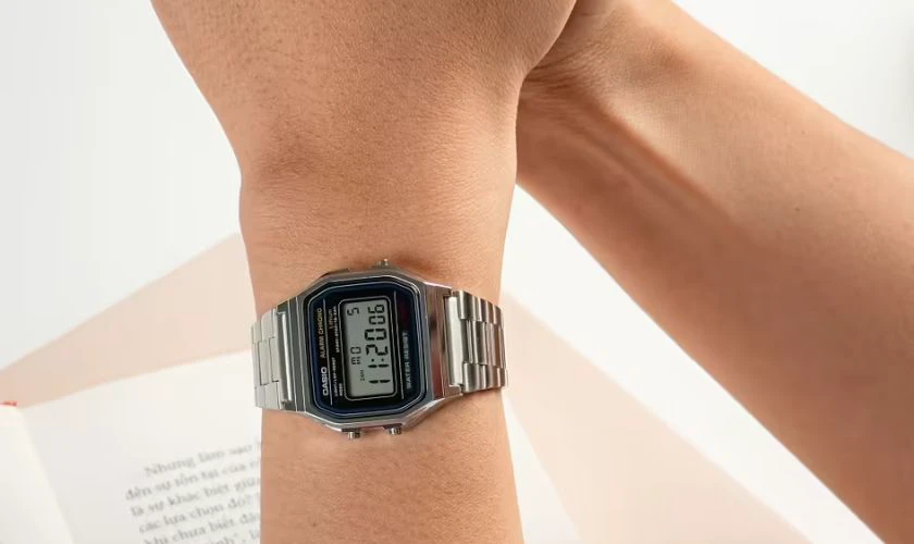Có nên mua đồng hồ Casio cho học sinh nam?