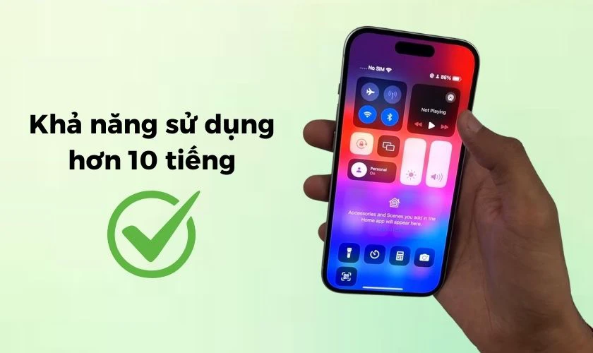 Đ&aacute;nh gi&aacute; dung lượng pin của iPhone 15