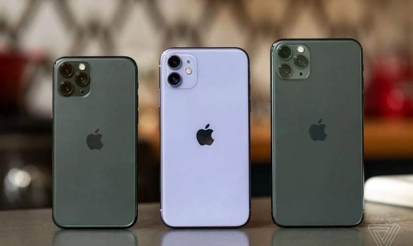iPhone 11 Pro Max hoặc iPhone 11 cũ