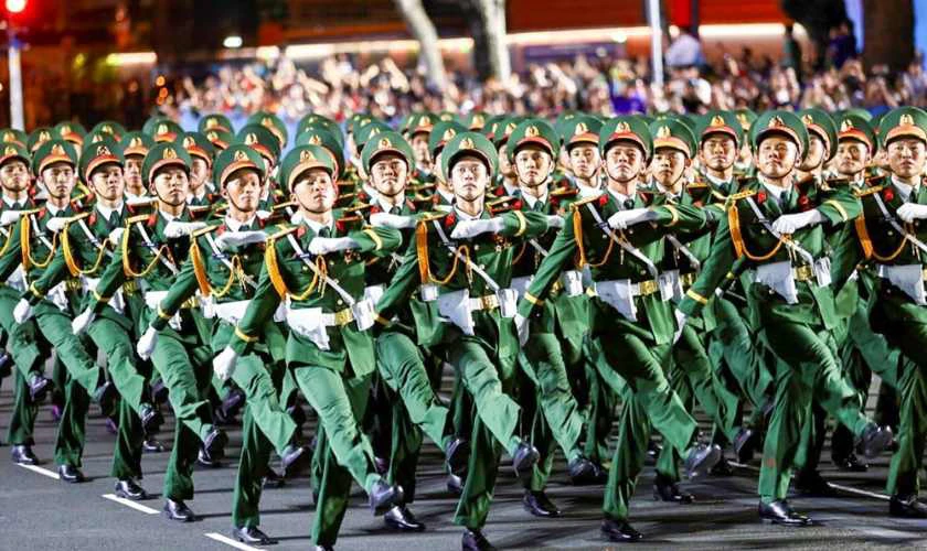 Duyệt binh 2/9 l&agrave; g&igrave;?