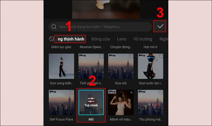 Chọn mục hiệu ứng Đang thịnh h&agrave;nh, t&ugrave;y chọn hiệu ứng l&agrave;m mờ v&agrave; chọn biểu tượng lưu