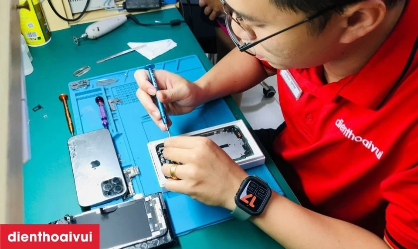 Quy trình sửa chữa nhanh chóng, chuyên nghiệp