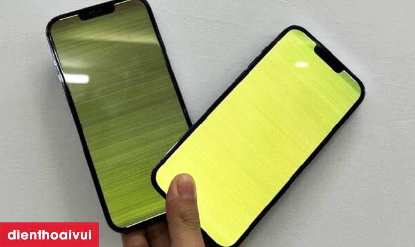 Nguy&ecirc;n nh&acirc;n m&agrave;n  điện thoại iPhone bị hư