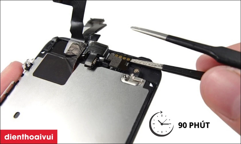 &Eacute;p cổ c&aacute;p m&agrave;n h&igrave;nh điện thoại iPhone c&oacute; l&acirc;u kh&ocirc;ng?