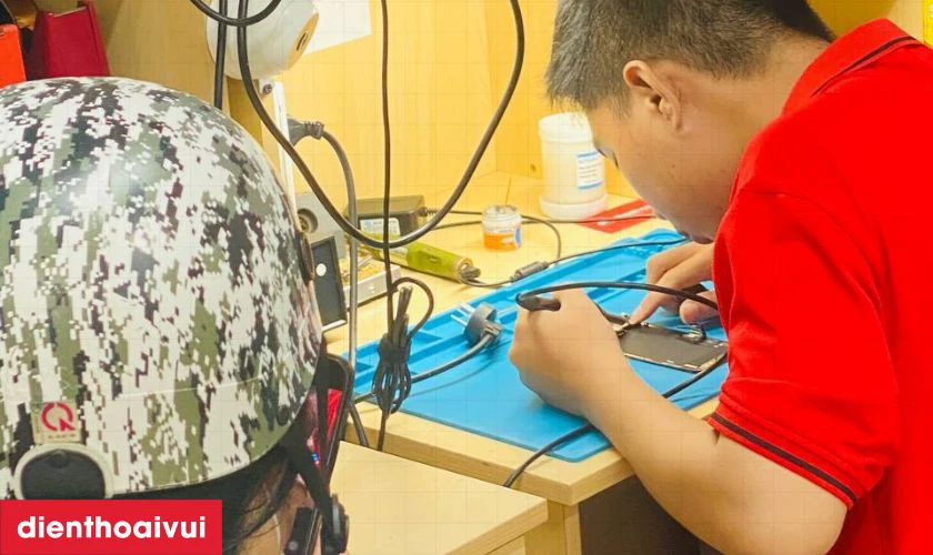 Kiểm tra lại chức năng m&aacute;y sau khi &eacute;p cổ c&aacute;p