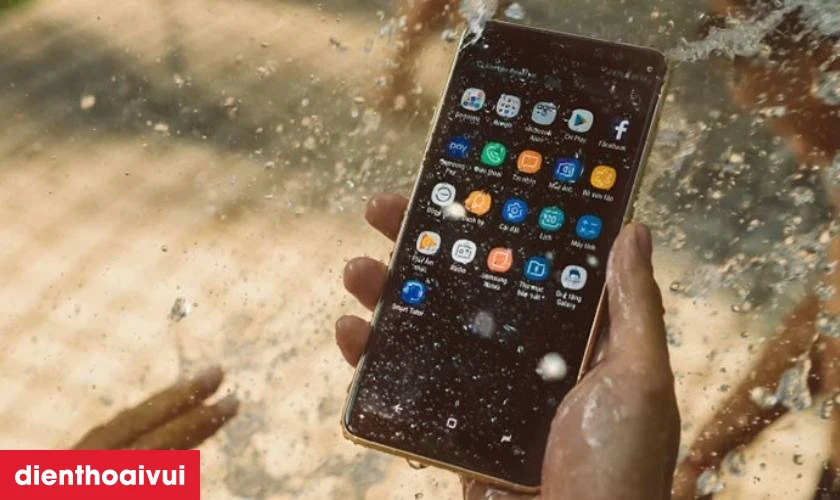 Nguyên nhân màn hình Samsung Galaxy Note 20 bị hư cổ cáp