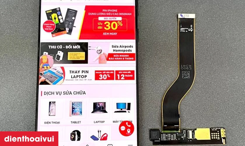 C&oacute; n&ecirc;n &eacute;p cổ c&aacute;p m&agrave;n h&igrave;nh Samsung Galaxy S21 kh&ocirc;ng