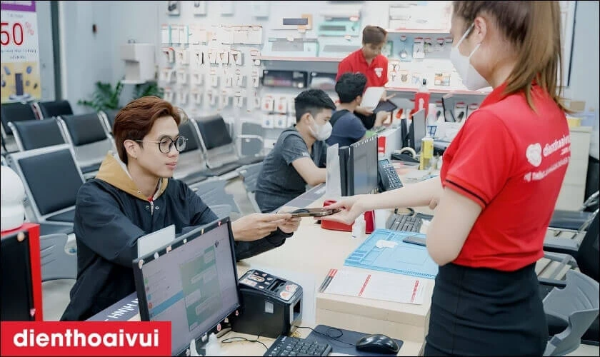 Ép cổ cáp màn hình Samsung Z Flip 3 uy tín tại Điện Thoại Vui