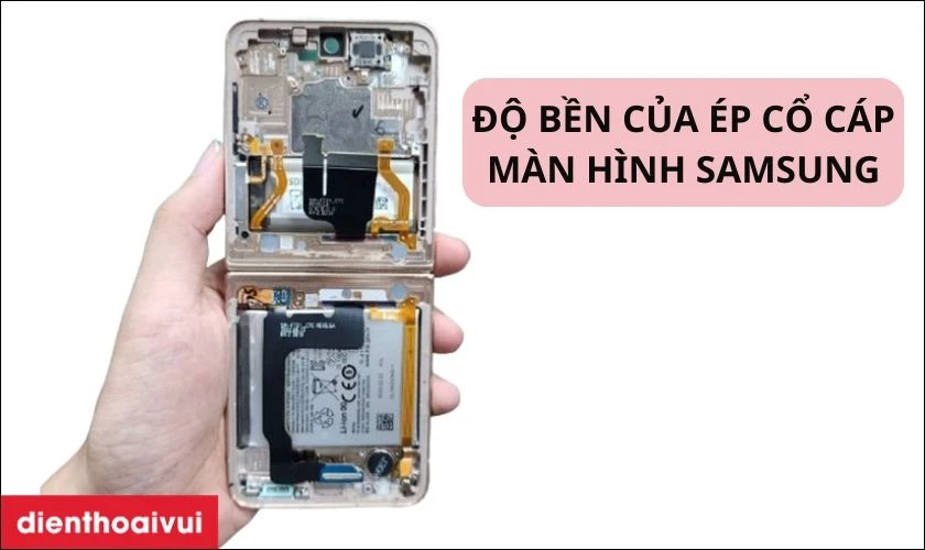 &Eacute;p cổ c&aacute;p m&agrave;n h&igrave;nh Samsung Z Flip c&oacute; bền kh&ocirc;ng?
