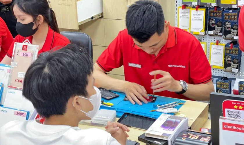 Ép kính Nubia quận Bình Tân