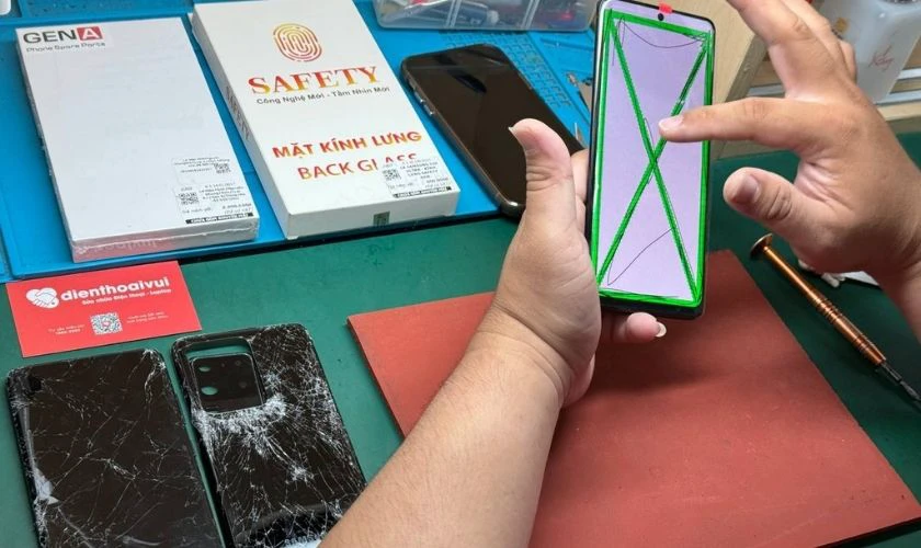Ép kính Nubia quận Tân Phú