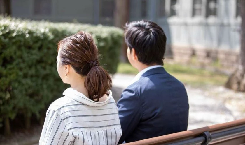 Thiếu t&ocirc;n trọng khi n&oacute;i về người y&ecirc;u cũ trong Red Flag l&agrave; g&igrave;?