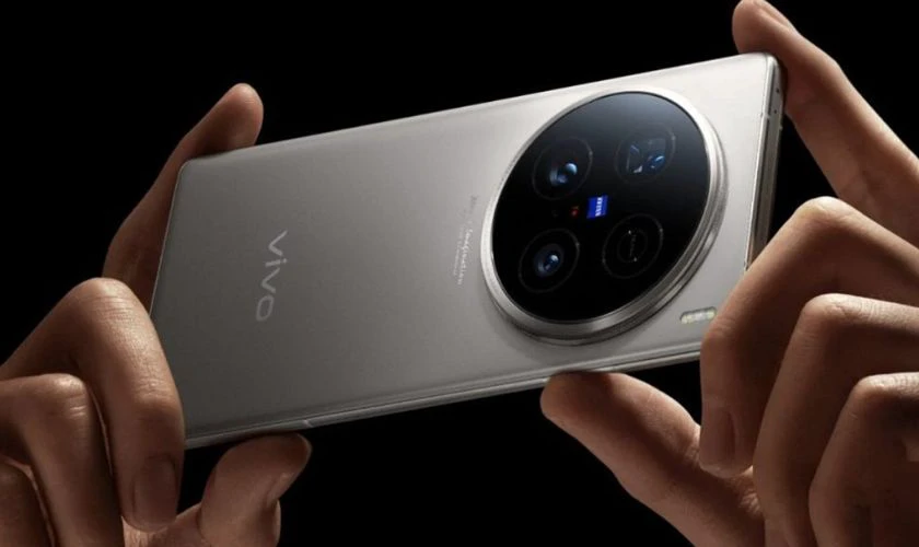 Flagship của Vivo l&agrave; chiếc Vivo X100 Ultra ra mắt đầu năm 2024