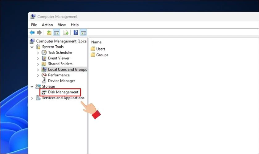 Trong cửa sổ Computer Management, t&igrave;m v&agrave; nhấp v&agrave;o mục Disk Management