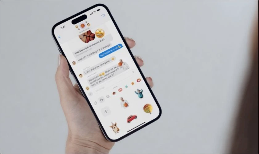 Cải tiến cho ứng dụng iMessage v&agrave; Nh&atilde;n d&aacute;n