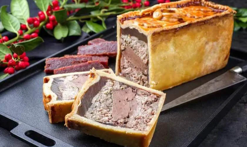 B&aacute;nh Pate đ&ecirc;m Gi&aacute;ng sinh