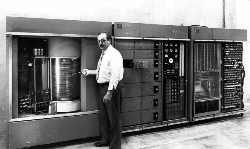 Lịch sử ra đời của HDD