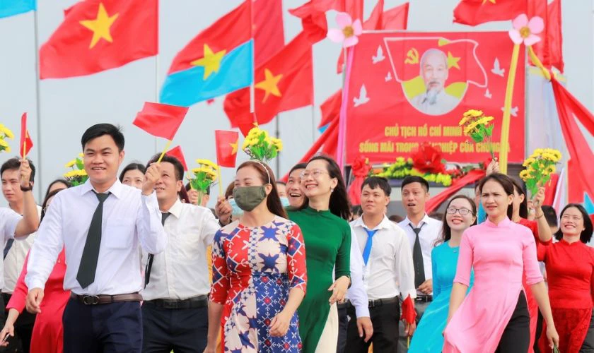 H&igrave;nh ảnh ng&agrave;y Quốc tế Lao động tr&ecirc;n cả nước mới nhất