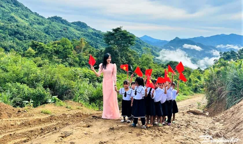 Hình ảnh Back to School về ngày khai giảng